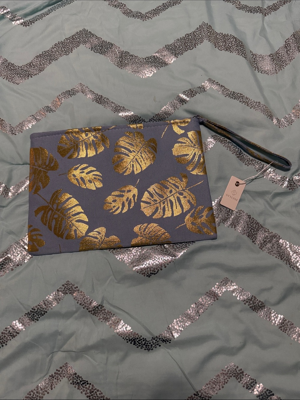 Gold Leaf Print Wristlet Clutch - Blue